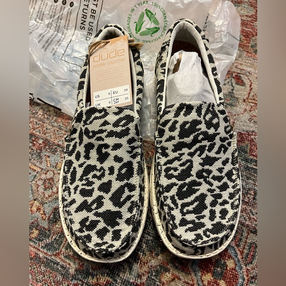 *New* Hey Dude Misty Gray and White Leopard